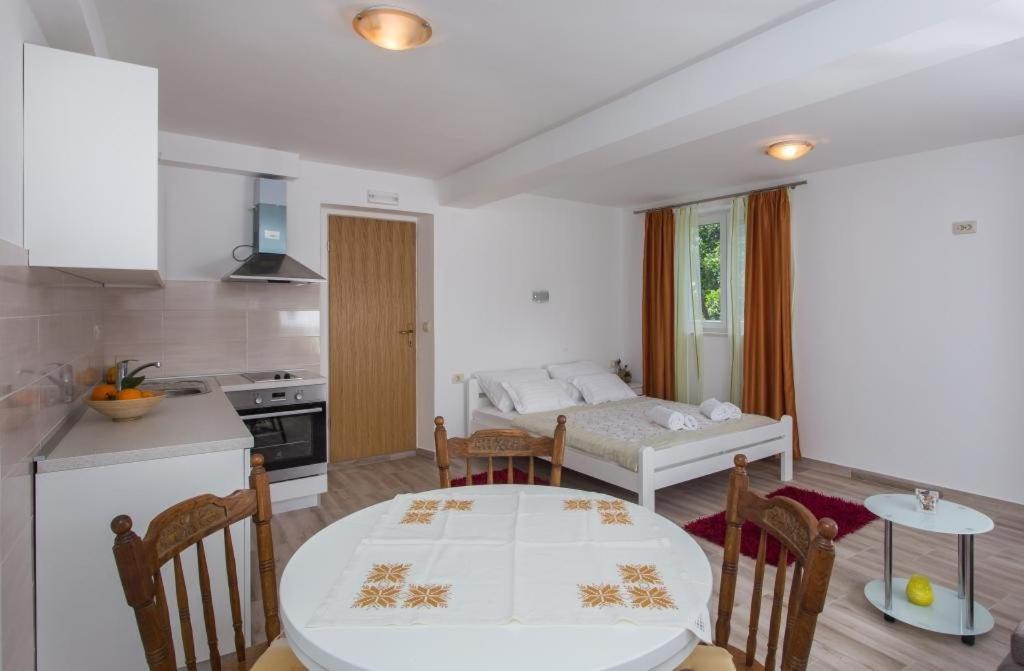 Apartments Anka Trsteno Luaran gambar
